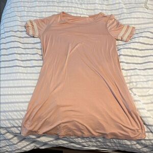 Women's Pink Short Sleeve Top